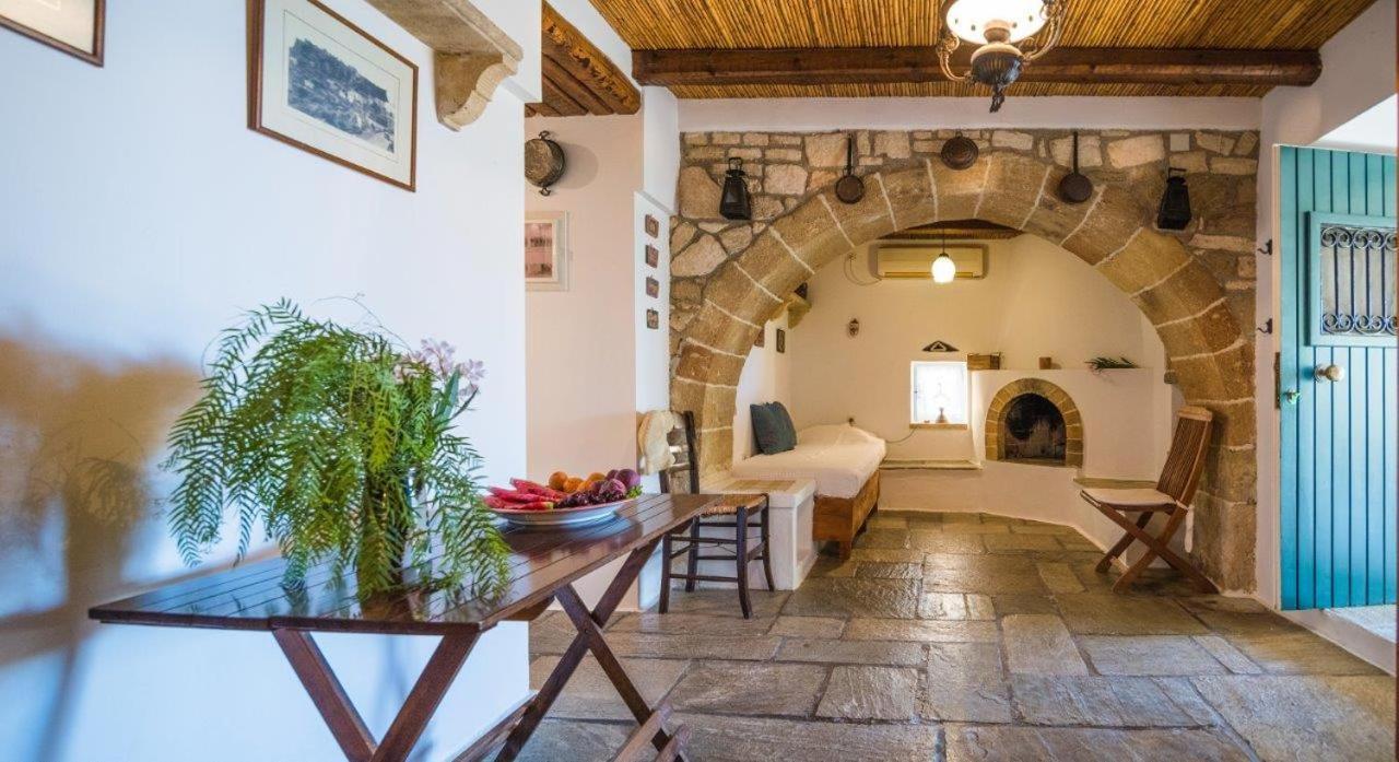 Villa Venus 아블레모나스 외부 사진