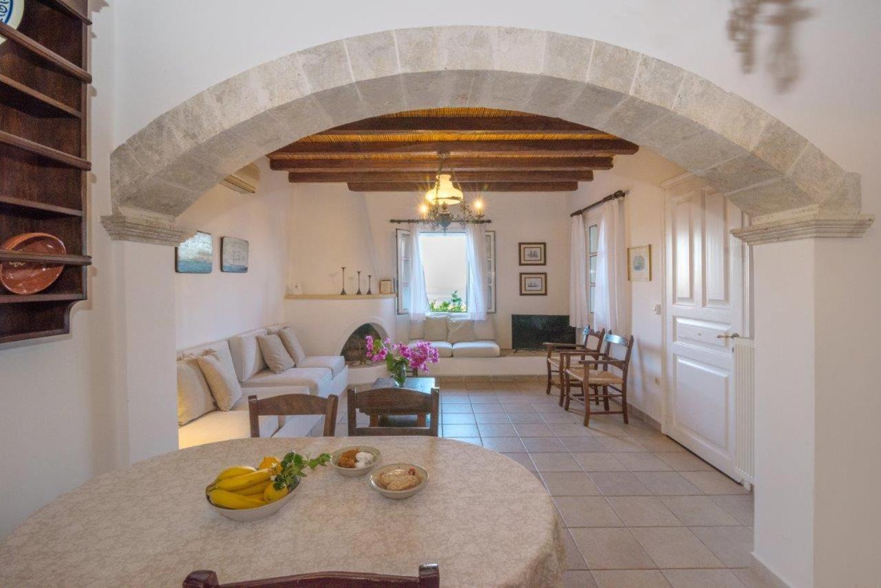 Villa Venus 아블레모나스 외부 사진